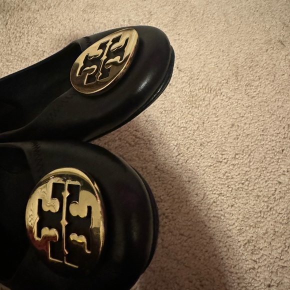 Tory Burch Minnie Travel Ballet Flats; Size 8 - Picture 3 of 5